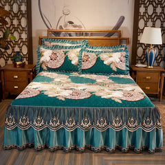 Single Piece Short Plush Bed Cover
