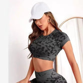 Ensemble de sport camouflage pour femmes, short tricoté sans couture, hauts ajourés, Sexy, gymnastique, course à pied, Pilates, taille haute, levage des hanches, ensemble de Yoga