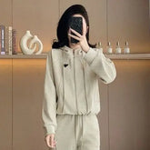 Fashionable slimming hooded set for women, two-piece Korean style set, trendy, youthful look, casual outfit, new autumn/winter collection