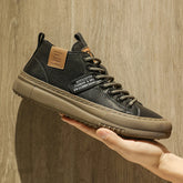 Les chaussures de sport décontractées pour hommes sont à la mode, rétro, classiques et fabriquées à la main, respirantes et chaudes pour toutes les saisons, adaptées au quotidien, aux sports de plein air, à l'alpinism