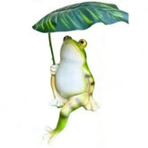 Creative cartoon resin frog figurine with leaves, garden frog statue, handcrafted landscape decoration, frog ornament, aquarium decor