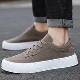 Baskets pour hommes chaussures plates de mode pour homme chaussures décontractées de haute qualité pour hommes classique confortable résistant à l'usure couleur Pure