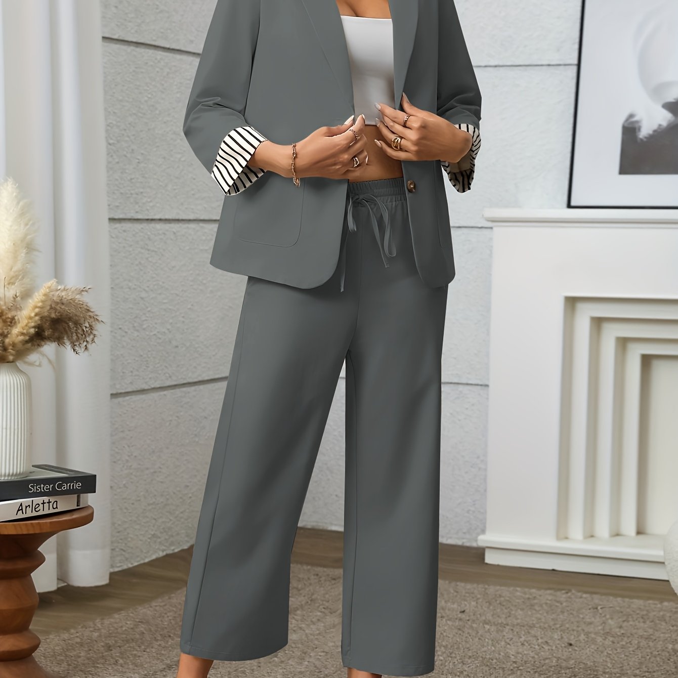 [Elegant Directional + Women's Pants Suit]