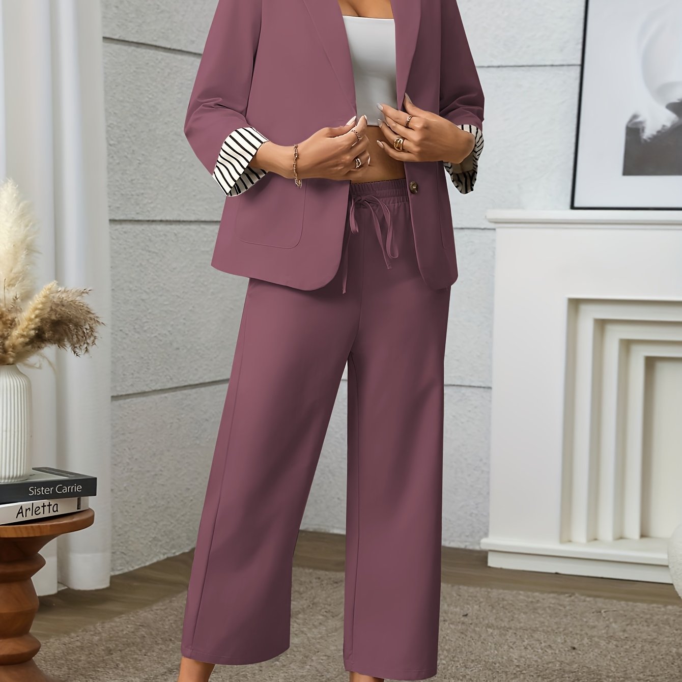 [Elegant Directional + Women's Pants Suit]