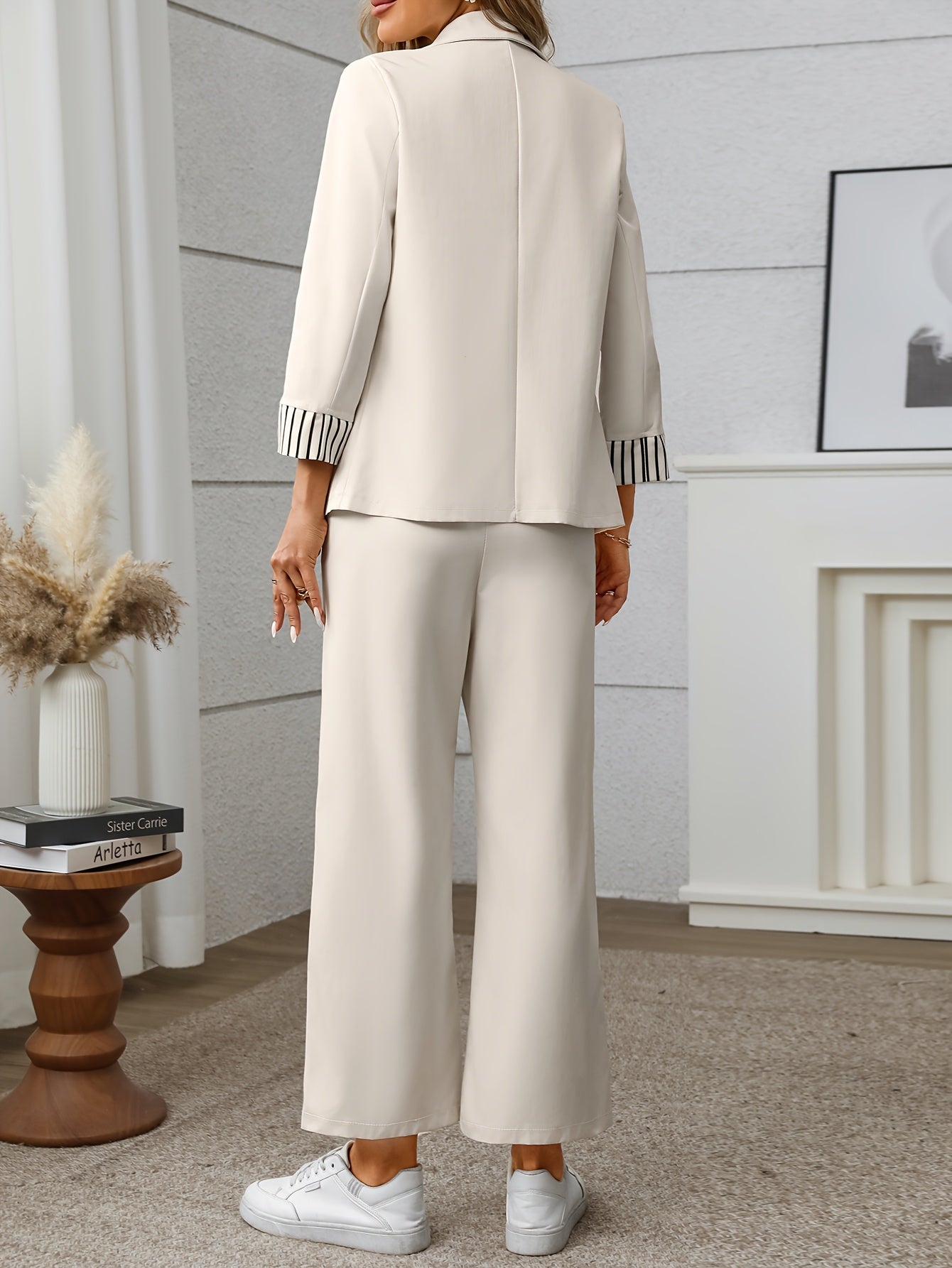 [Elegant Directional + Women's Pants Suit]