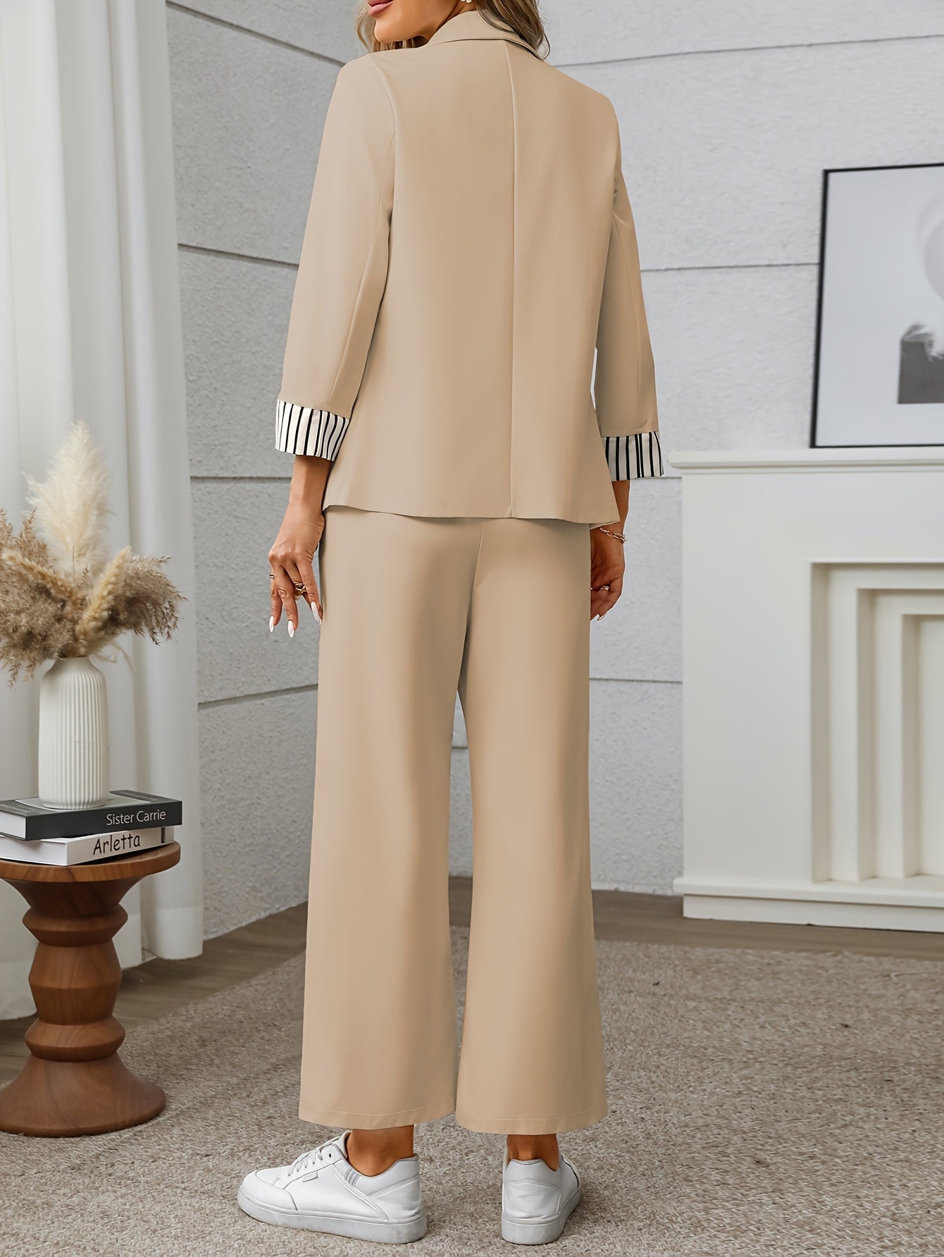 [Elegant Directional + Women's Pants Suit]