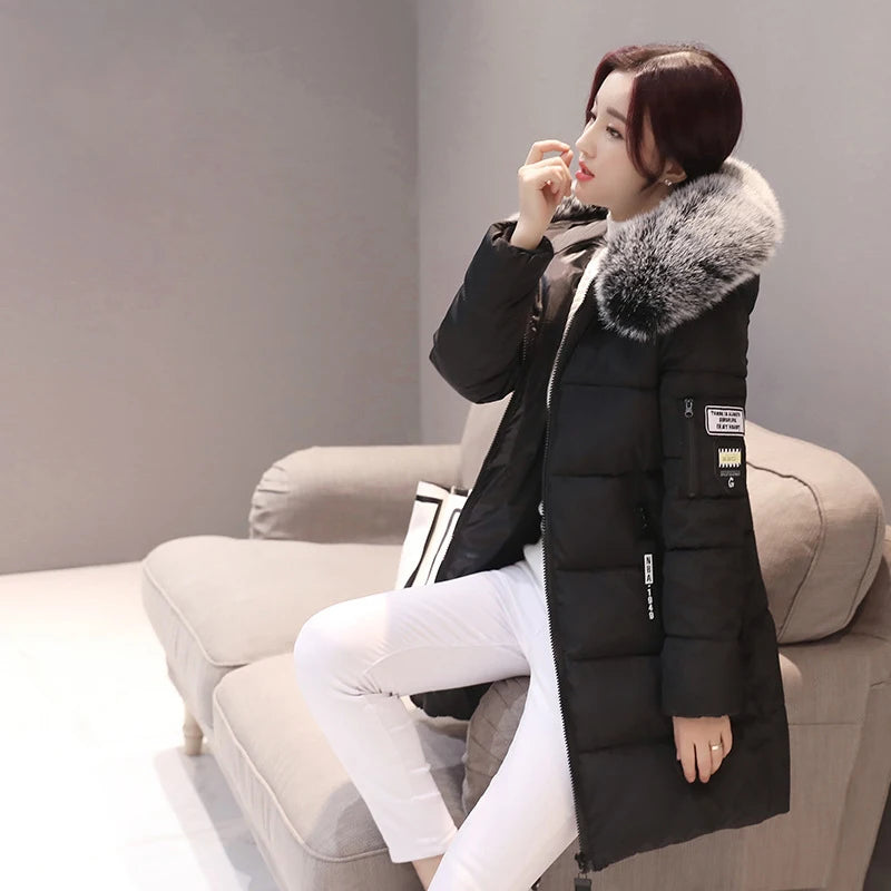 Parka à capuche avec col en fourrure pour femme, chaude, à la mode, confortable, poches zippées, longue veste élégante, Slim et épaisse, manteaux féminins, hiver