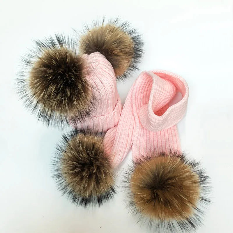 Parent-enfant chapeaux d'hiver mignon bébé fourrure Pompon chapeau écharpe ensembles réel naturel fourrure boule casquettes mère enfants chaud tricoté chapeaux hiver Bea