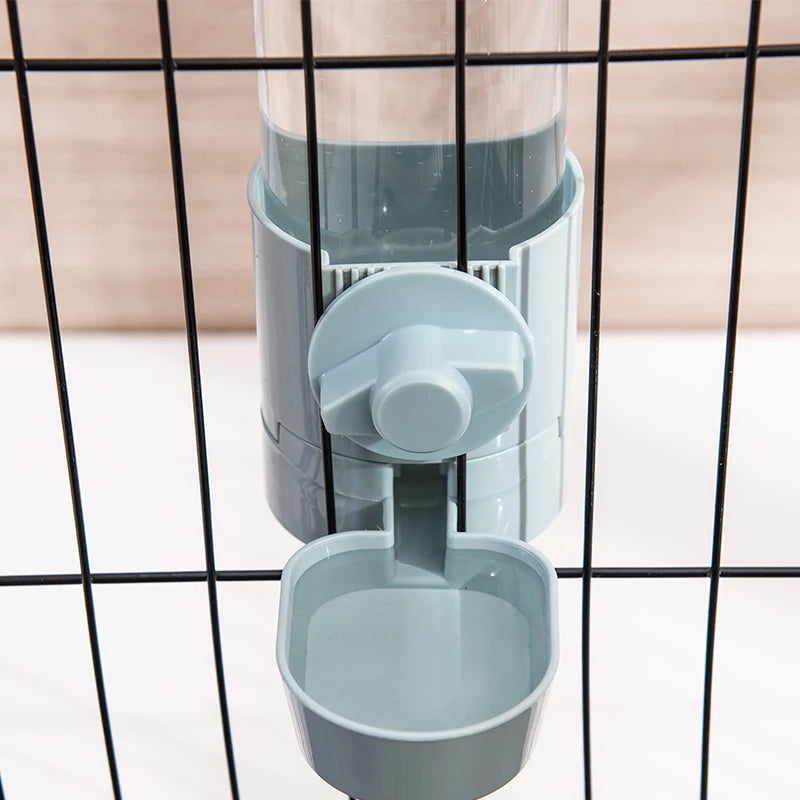 Automatic pet feeder, hanging cage, bowl, water bottle, food container, dispenser for puppies, cats, rabbits, birds, pet food product