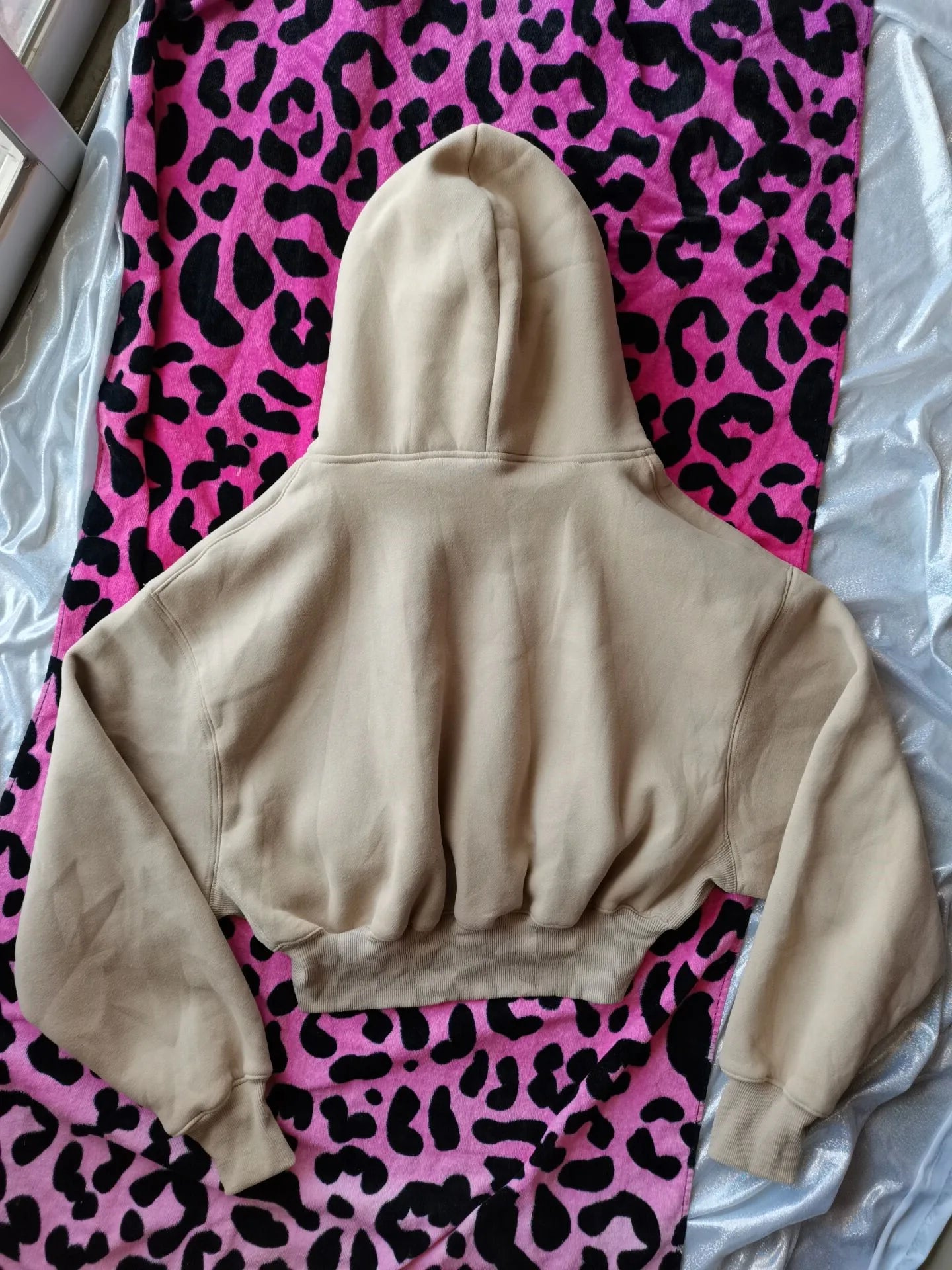 Sweat à capuche Smile avec pantalon de jogging pour femme, ensemble 2 pièces, tenue de sport décontractée, survêtement monochrome, imbibé de sueur, vente en gros, automne et hiver