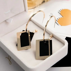 2025 boucles d'oreilles carrées géométriques pour femmes boucles d'oreilles suspendues couleur or noir boucles d'oreilles de déclaration de mode bijoux féminins