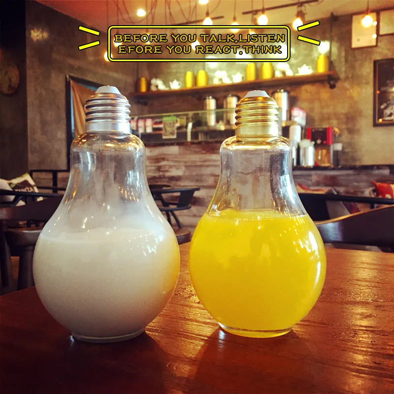 Bouteille d'eau créative d'été, petite gourde mignonne, à la mode, ampoule de jus de lait, anti-fuite, bouteilles portables mignonnes