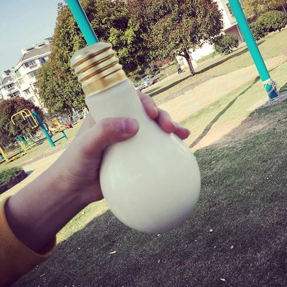 Bouteille d'eau créative d'été, petite gourde mignonne, à la mode, ampoule de jus de lait, anti-fuite, bouteilles portables mignonnes