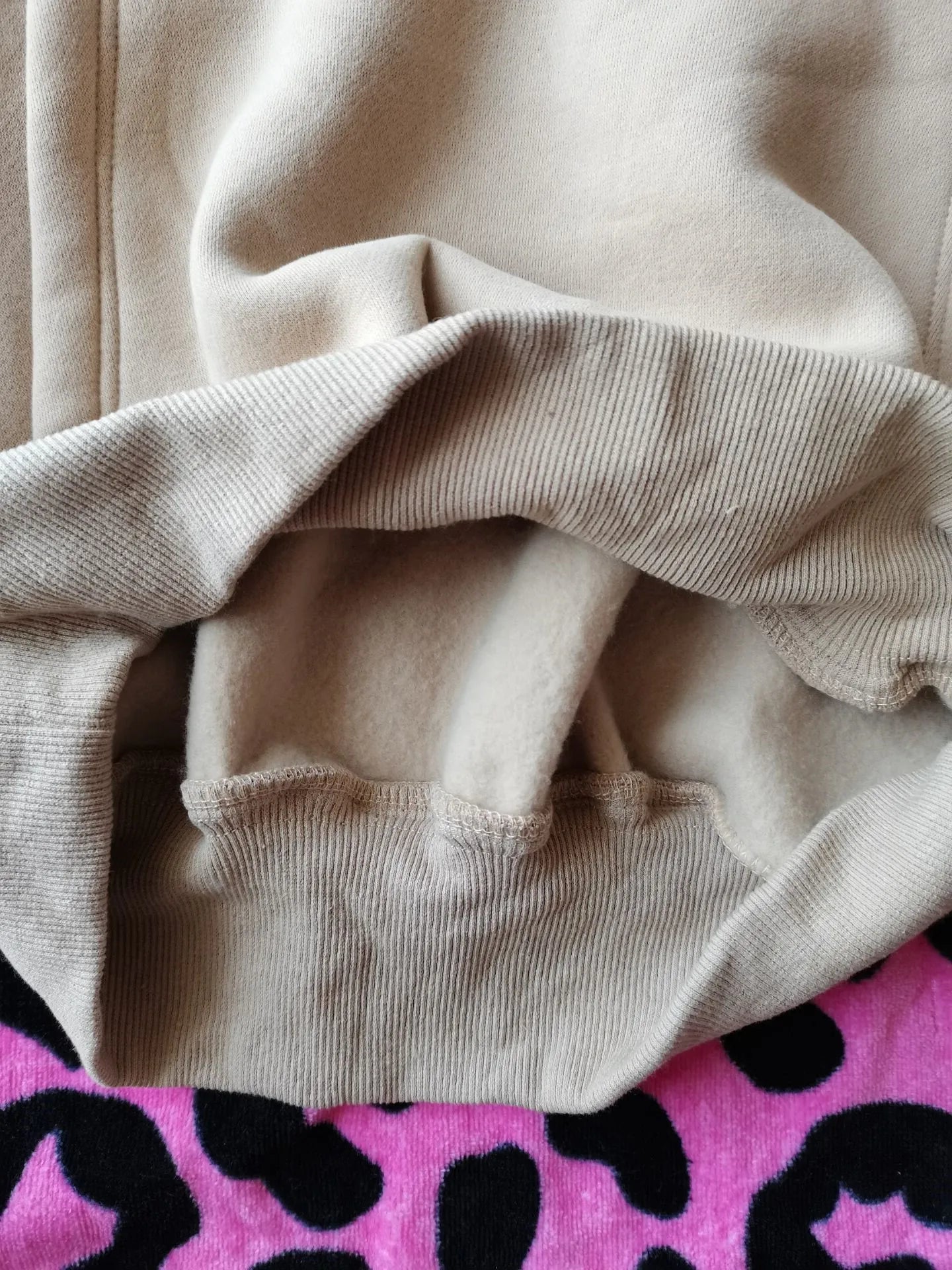 Sweat à capuche Smile avec pantalon de jogging pour femme, ensemble 2 pièces, tenue de sport décontractée, survêtement monochrome, imbibé de sueur, vente en gros, automne et hiver