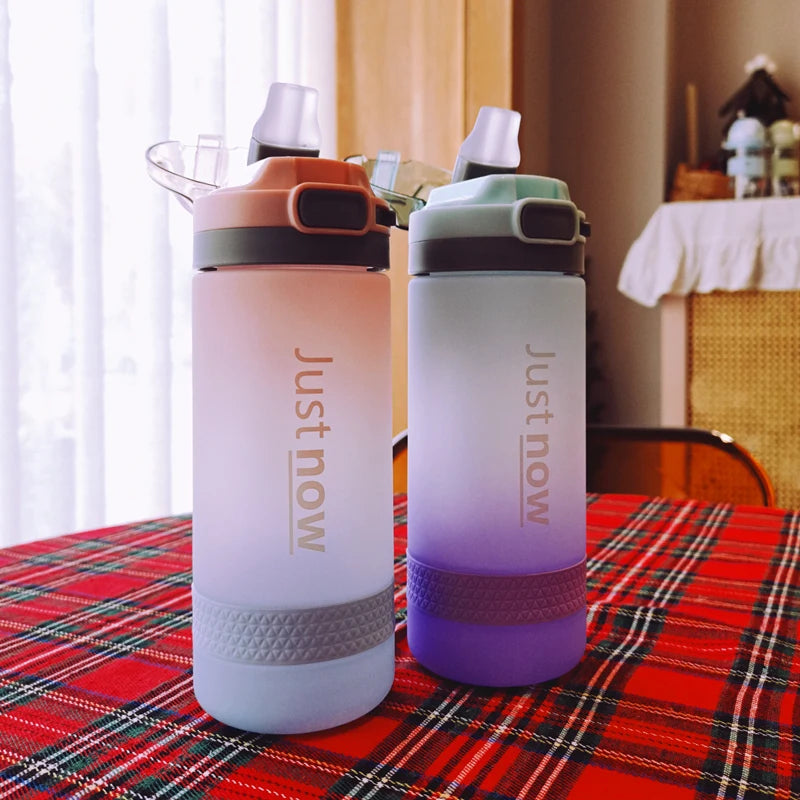Bouteille d'eau en plastique de 600ml, livraison gratuite, articles portables, Shaker d'extérieur, Sport, mignon, pour filles, nouvelle mode