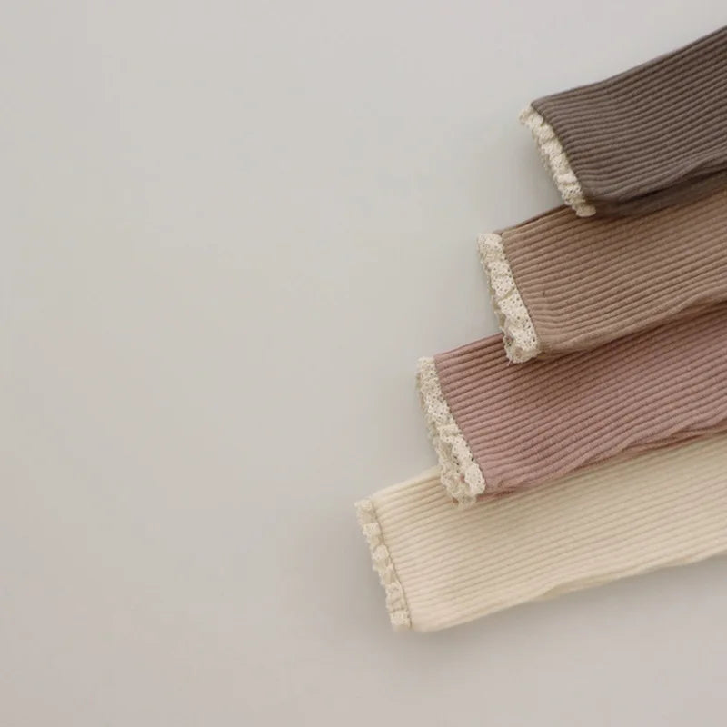 Leggings pour nouveau-né fille, vêtements pour nourrissons, en coton côtelé, solides, en dentelle, bouche de pied, pantalons slim, vêtements pour bébé