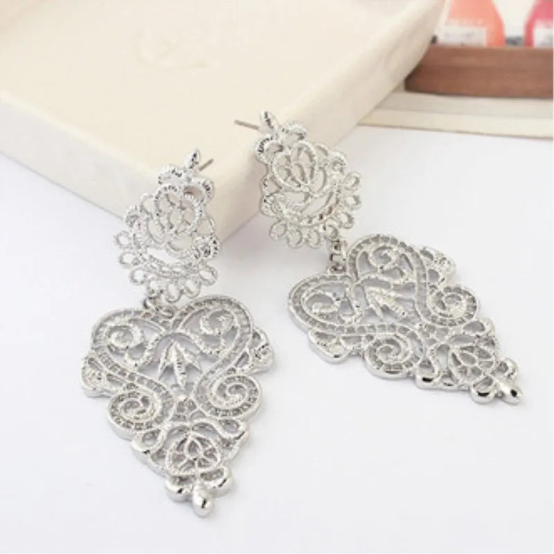 Boucles d'oreilles exagérées de marque européenne, style bohème, feuilles creuses, fleur, grands pendentifs, goutte d'oreille, bijoux pour femmes, cadeau