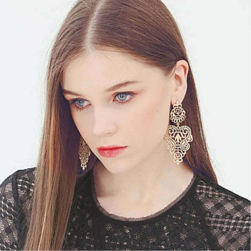 Boucles d'oreilles exagérées de marque européenne, style bohème, feuilles creuses, fleur, grands pendentifs, goutte d'oreille, bijoux pour femmes, cadeau