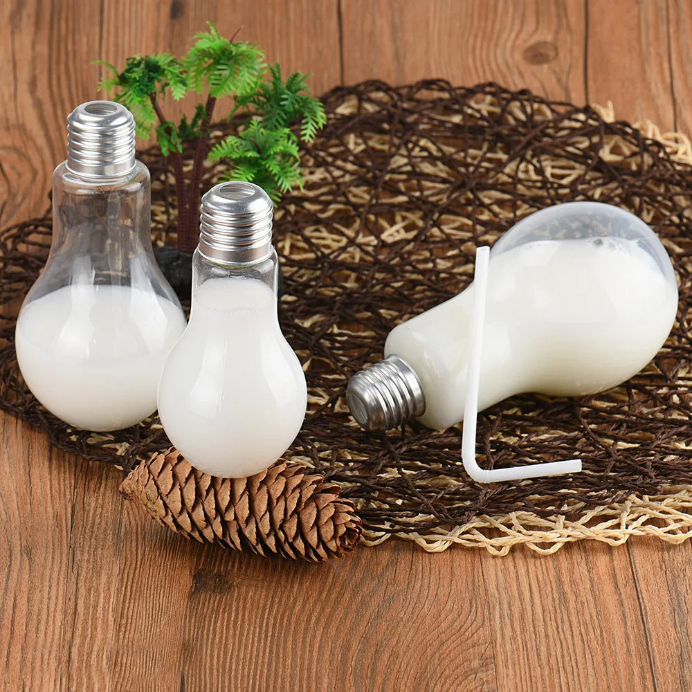 Bouteille d'eau créative d'été, petite gourde mignonne, à la mode, ampoule de jus de lait, anti-fuite, bouteilles portables mignonnes
