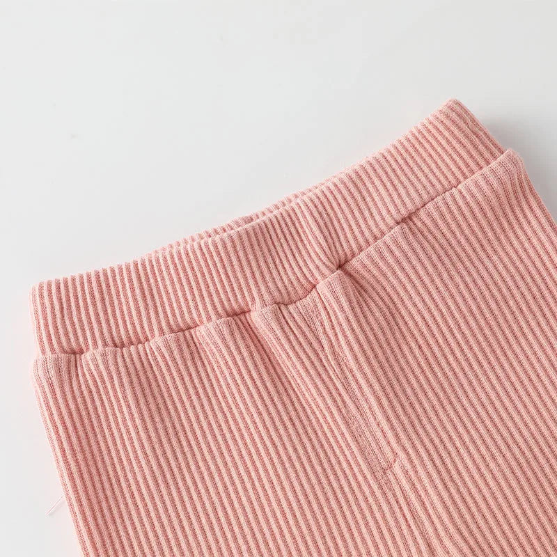 Cotton leggings for baby girls, wide-legged PP pants, spring-autumn fashion, solid-colored long pants for children, new 2024 collection