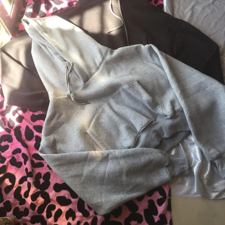 Sweat à capuche Smile avec pantalon de jogging pour femme, ensemble 2 pièces, tenue de sport décontractée, survêtement monochrome, imbibé de sueur, vente en gros, automne et hiver