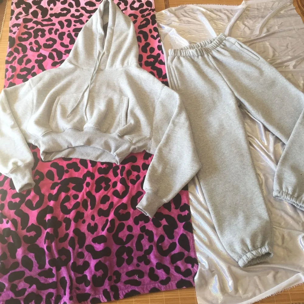 Sweat à capuche Smile avec pantalon de jogging pour femme, ensemble 2 pièces, tenue de sport décontractée, survêtement monochrome, imbibé de sueur, vente en gros, automne et hiver