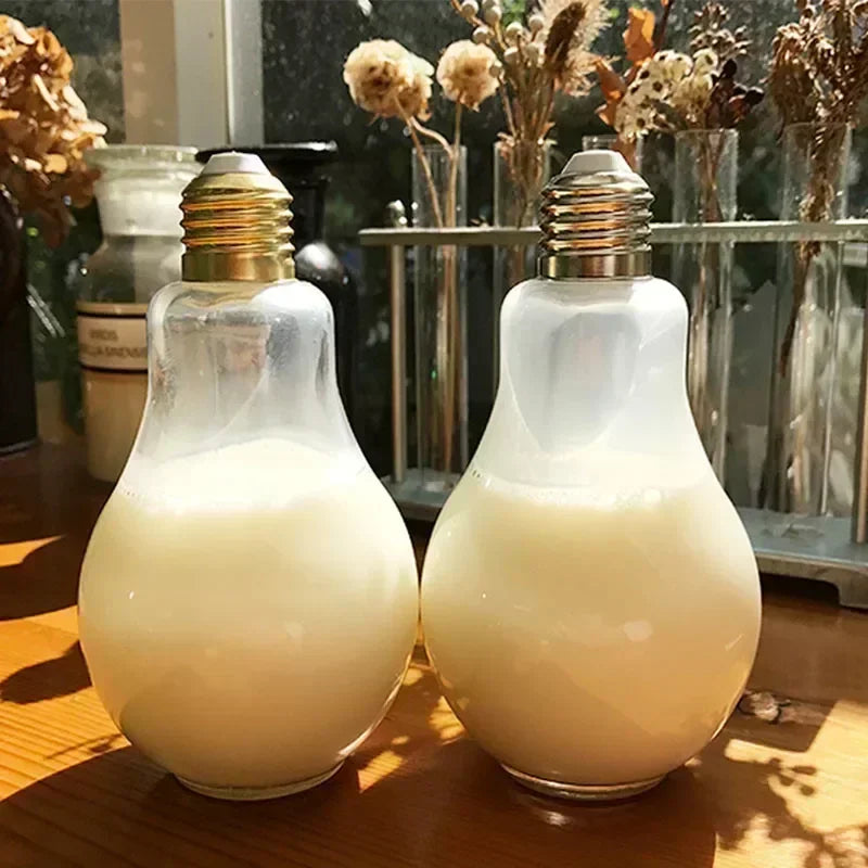 Bouteille d'eau créative d'été, petite gourde mignonne, à la mode, ampoule de jus de lait, anti-fuite, bouteilles portables mignonnes