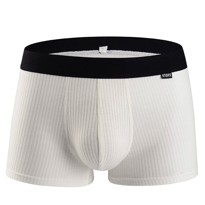 Men's underwear, boxer shorts, sexy men's briefs. Men's underwear is stylish, breathable, and comfortable.