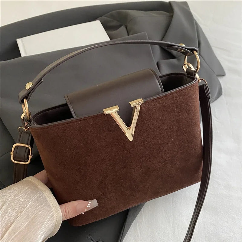 Fashionable mini suede bag for women, faux suede tote bag, decorative handbag with locking buckle, shoulder bags 