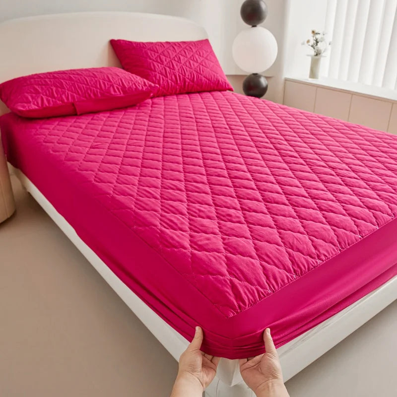 Housse de matelas matelassée épaisse et imperméable, protection de matelas, drap-housse Queen King, couverture de lit (sans taie d'oreiller)