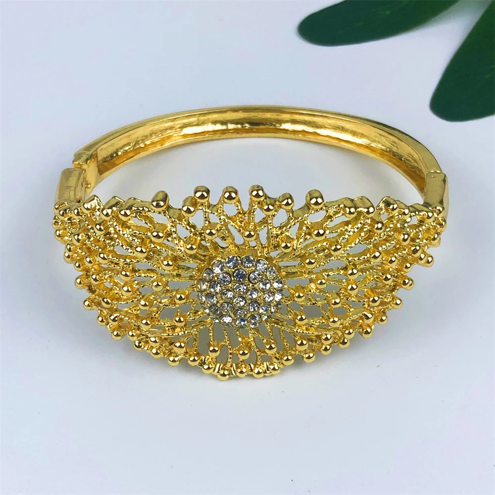 Ensembles de bijoux plaqués or 18 carats pour femmes, collier design de luxe, boucles d'oreilles, bracelet et bague, ensemble complet, haute qualité, tendance
