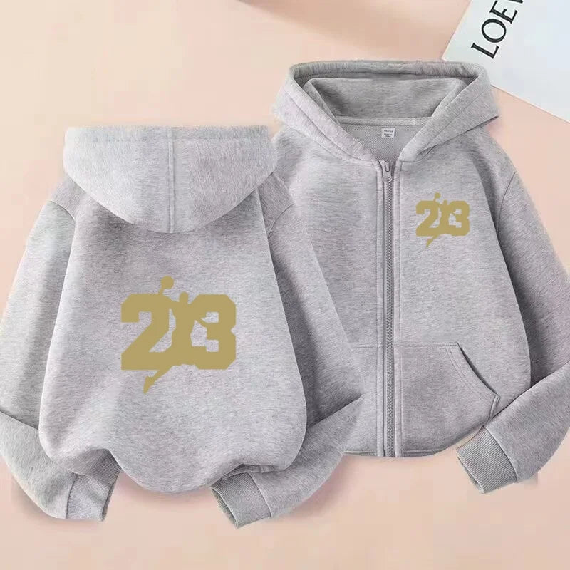 Sporty zip-up hoodies, fashionable casual jackets and warm tops for autumn and winter, suitable for boys and girls aged 3 to 12 years