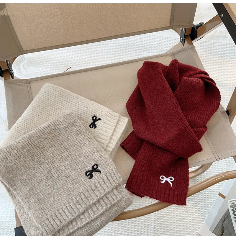 Écharpes coréennes avec nœud brodé pour enfants, bonnet doux pour enfants, chapeau épais pour filles et garçons, casquette chaude imbibée d'hiver, chapeaux mignons, 2 pièces