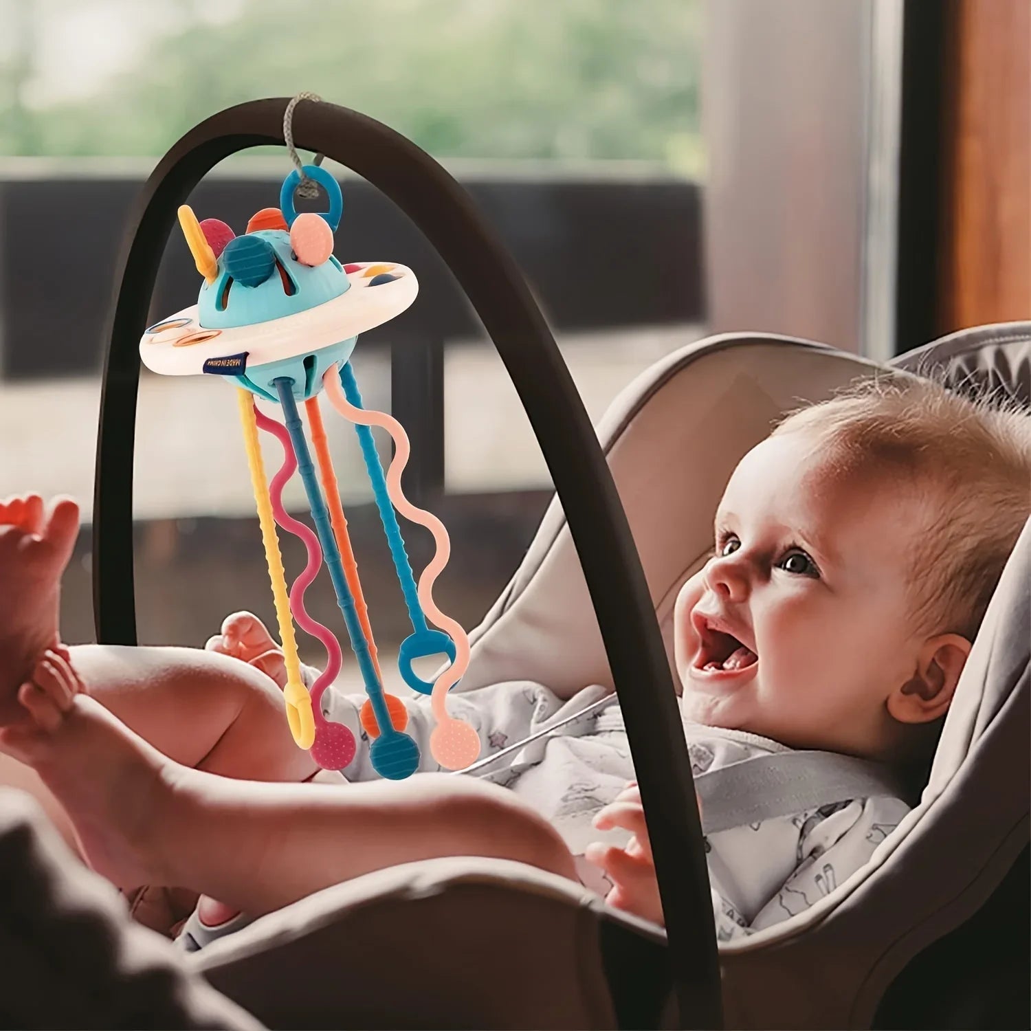 Jouets sensoriels Montessori pour tout-petits de 6 à 18 mois, jouet d'activité UFO en Silicone de qualité alimentaire, jouets de voyage Fidget
