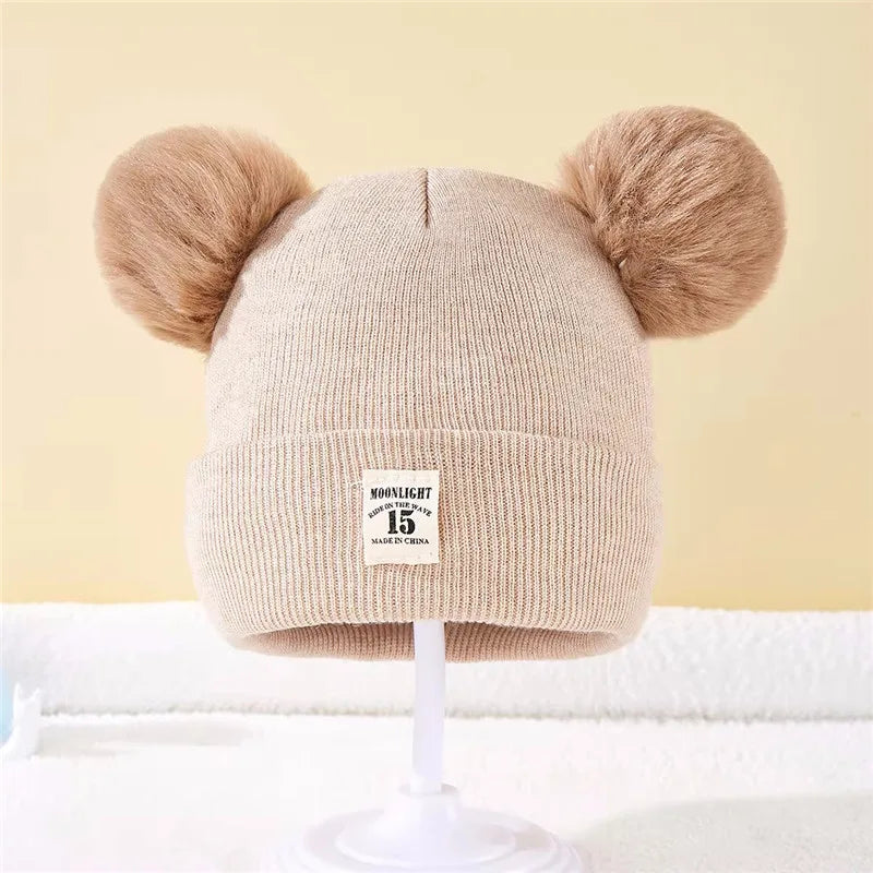 Bonnet en tricot avec pompon pour enfants chapeaux chauds pour bébés chapeau pour enfants accessoires pour garçons et filles document solide automne et hiver