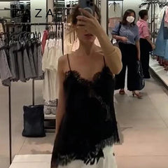 Été femmes haut à licou Satin dentelle épissé réservoir dos nu col profond Sexy gilet ourlet irrégulier robes 2025 dame vacances Sexy hauts