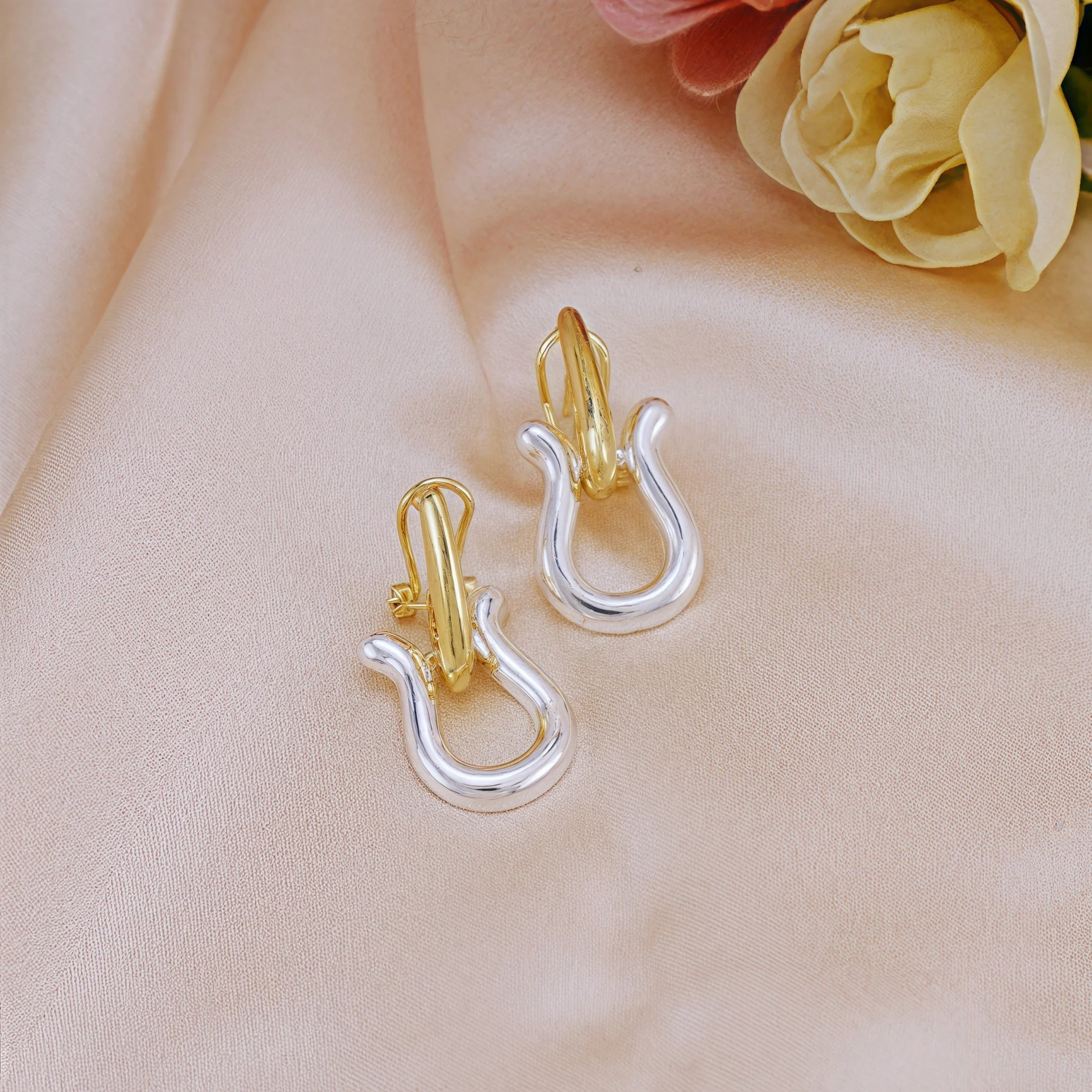 Ensembles de bijoux à la mode pour femmes, couleur or, collier ras du cou, boucles d'oreilles, Bracelets, bague, ensemble de mariage, accessoires de fête