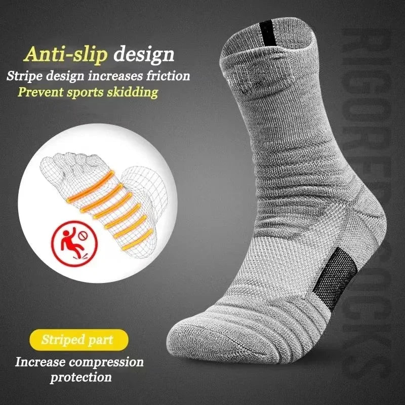 1/3 pairs of men's non-slip football socks, cotton socks, short and long tube, breathable and deodorizing sports socks, sizes 39-45