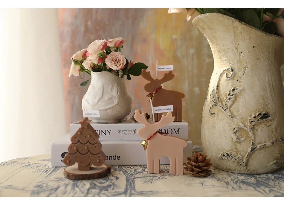 Christmas candles, scented deer candles, home decoration, scented candles, Merry Christmas, giving a festive gift for the home, New Year's