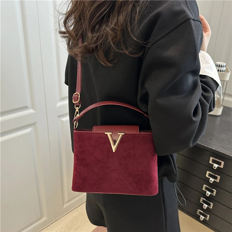 Fashionable mini suede bag for women, faux suede tote bag, decorative handbag with locking buckle, shoulder bags 