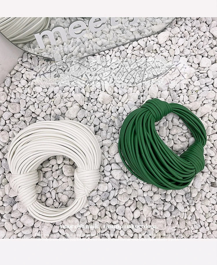 Sacs à main pour femmes 2025 nouveau en or marque de luxe de créateur sacs à nouilles tissés à la main corde nouée tiré Hobo argent pochette de soirée