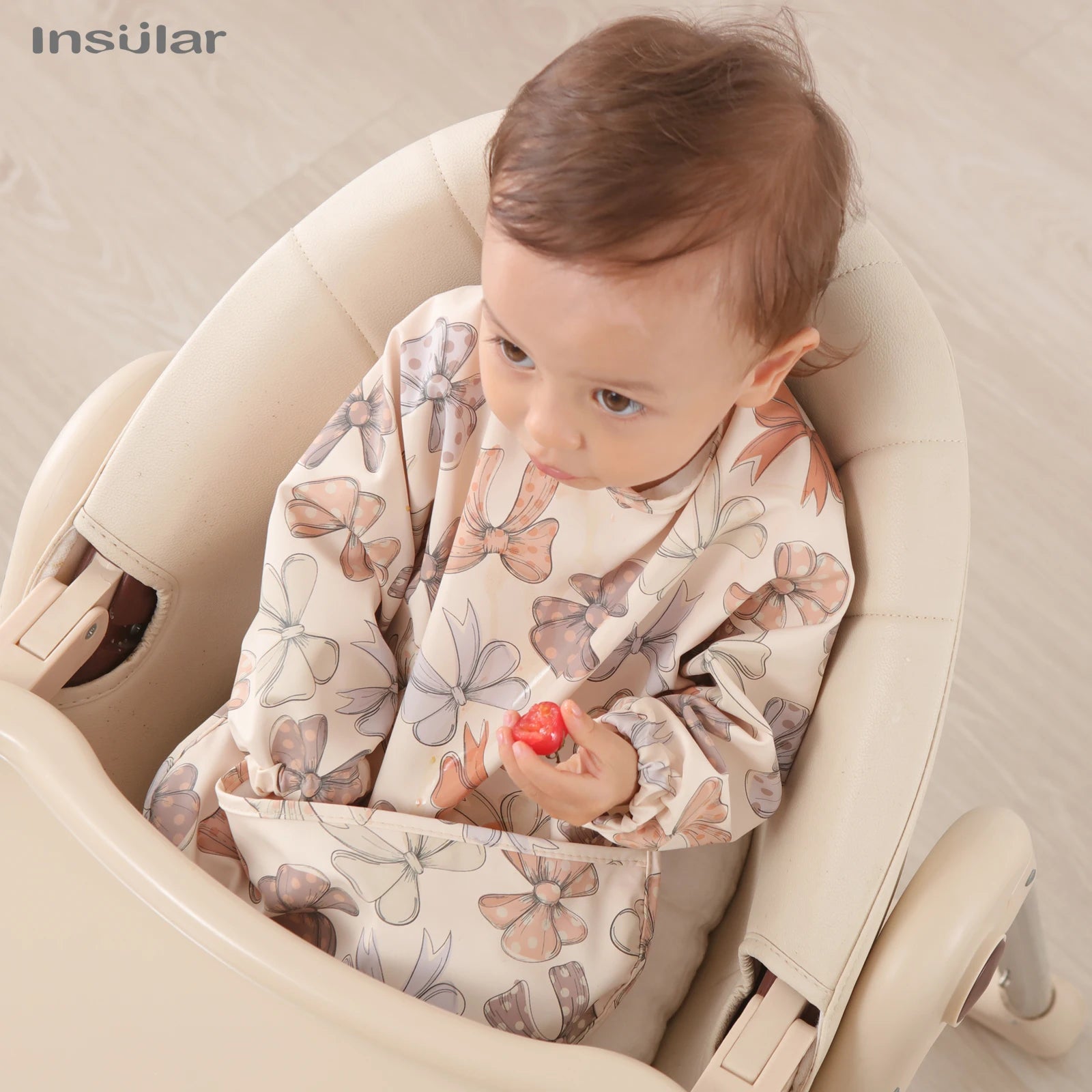 Nouveau bavoir bébé avec poche pour accessoires d'alimentation bavoirs pour enfants imperméable à manches longues bavoirs tabliers à manches longues
