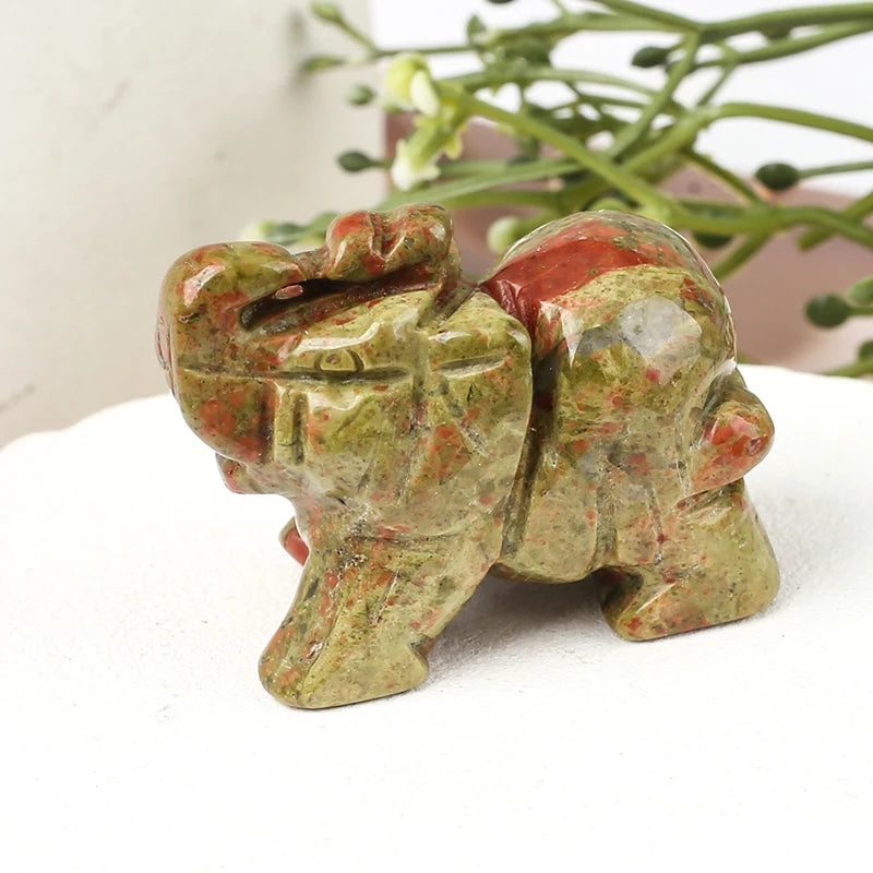 Figurine d'éléphant en pierre précieuse sculptée à la main, pierre naturelle, améthyste, mini statue d'animal, méditation de chakra d'artisanat en cristal, décoration d'intérieur