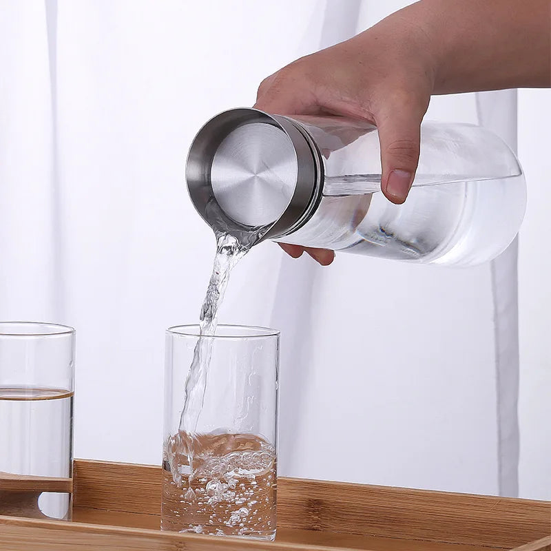 Pichet en verre avec couvercle pour réfrigérateur, Carafe en verre pour eau chaude/froide, boit du thé glacé, du café, du jus et des boissons faites maison, 1,5 l, 52 oz