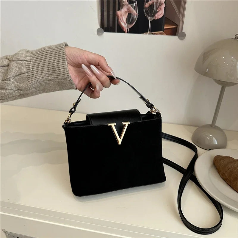 Fashionable mini suede bag for women, faux suede tote bag, decorative handbag with locking buckle, shoulder bags 