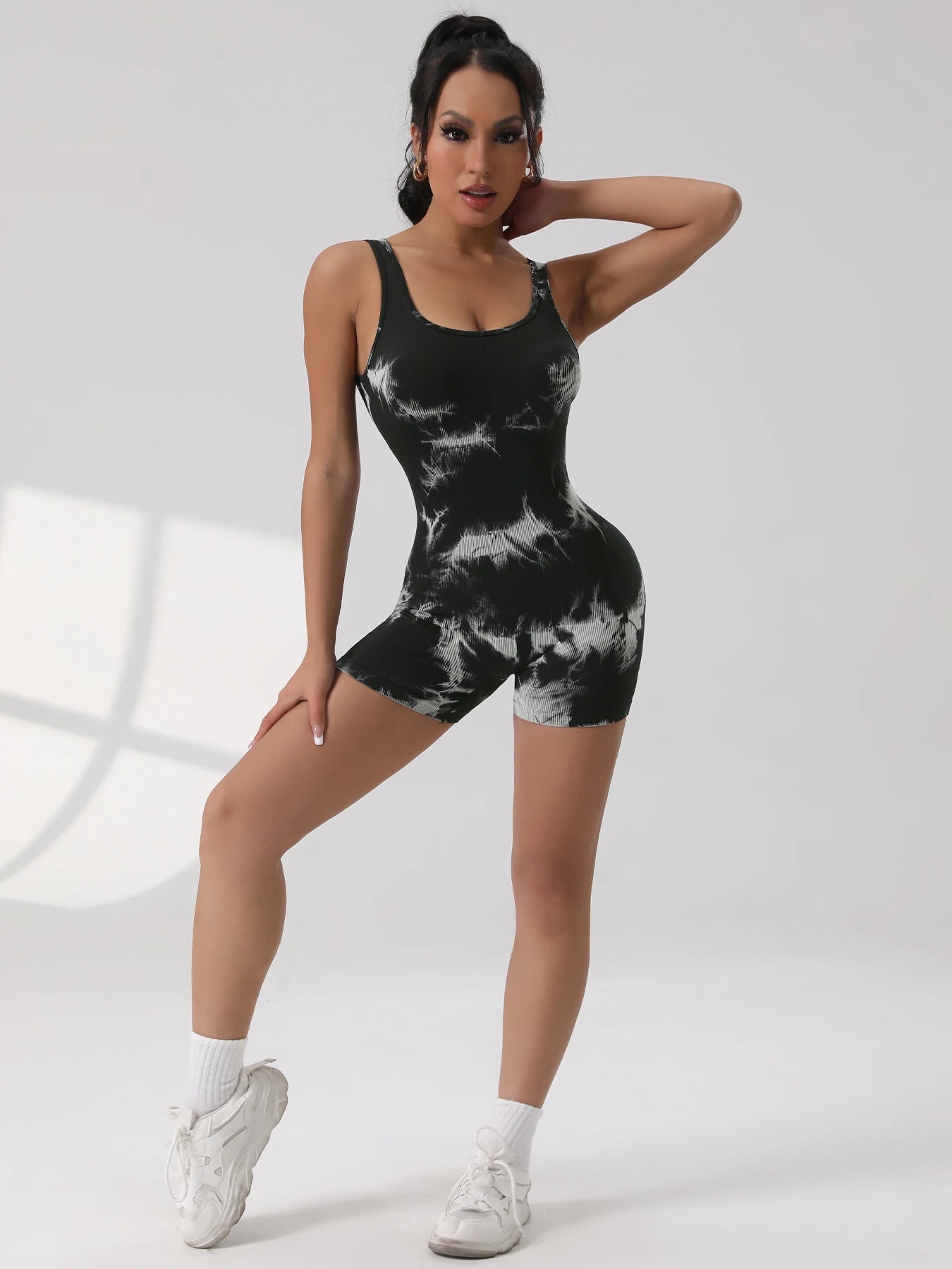 Women's backless yoga jumpsuit, tummy control, U-neck, sleeveless, seamless sports jumpsuit, mesh, stretchy, no bust pads