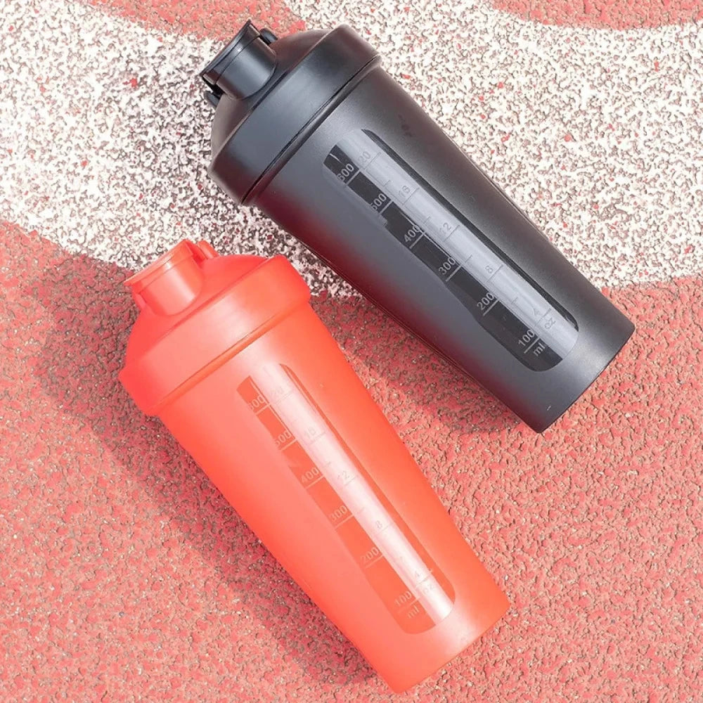 Bouteille Shaker de 600ml, bouteille en plastique Shaker de protéines de 20oz, bouteille de Fitness Portable pour les amateurs de Fitness et les athlètes