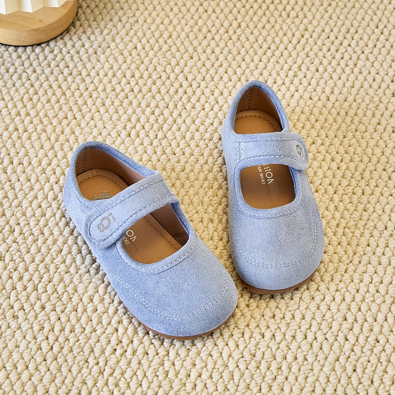 Chaussures en cuir pour enfants 2025 printemps automne nouvelles filles coréennes chaussures de princesse à semelles souples givrées sandale Super douce et confortable