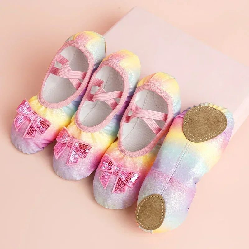 Chaussures de danse pour enfants filles ballerines chaussures arc-en-ciel nœud paillettes en cuir à semelles souples danse Performance Skate Sport chaussures de Yoga
