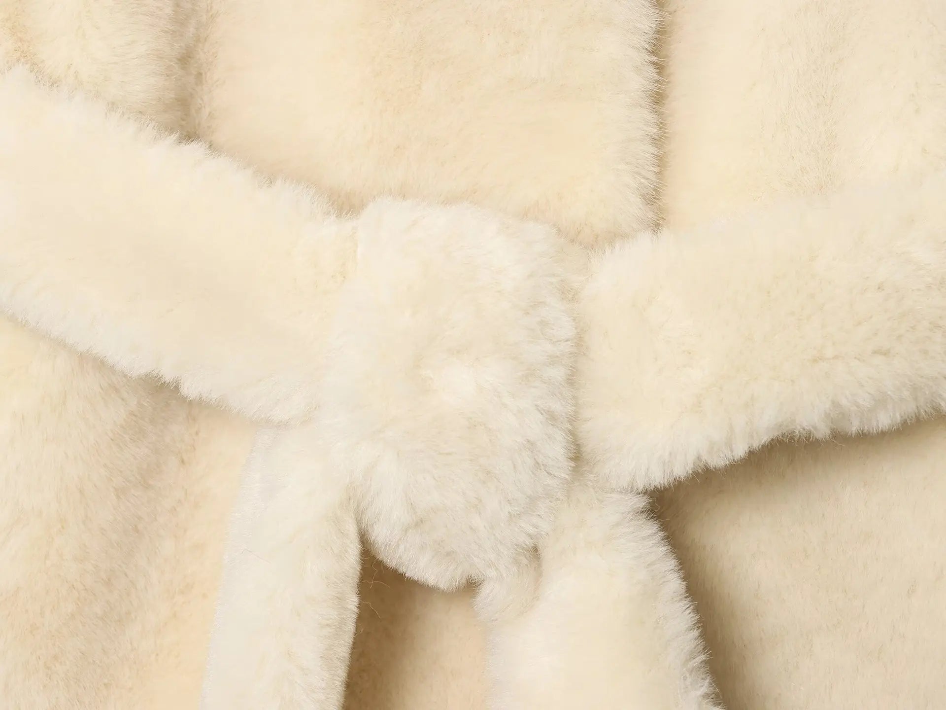 Veste élégante en fausse fourrure ceinturée hiver nouveauté vêtements d'extérieur pour femmes Style de trajet tissu mixte à manches longues sens de haute qualité...